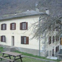 Façade sud des Gîtes